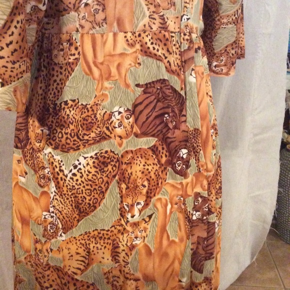 SOLD !!!! BIG CAT 70s INSANE BIG CAT KIMONO MAXI - Picture 7 of 7